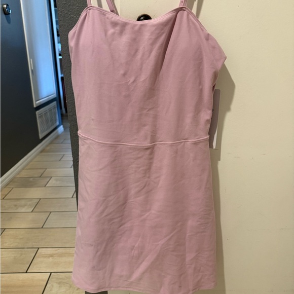 alo pink dress Yoga Silk Blend Radiance - Sundrenched With the Airbrush Splendor Dress Alo Yoga Alo Courtside Tennis